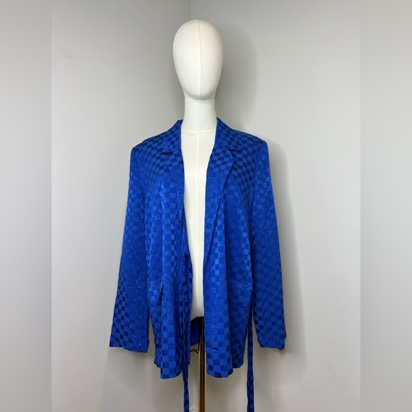 NastyGal Blue Checkered Blazer - Picture 2 of 6